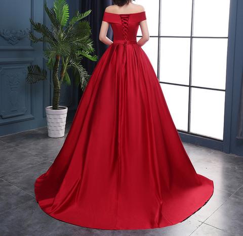 Luolandi Beautiful Red Off Shoulder Satin Junior Prom Dress Sweet Red Formal Gown Elegant Evening Dress
